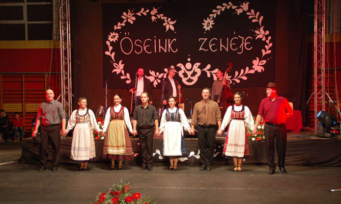 Halasi Táncegyüttes 2